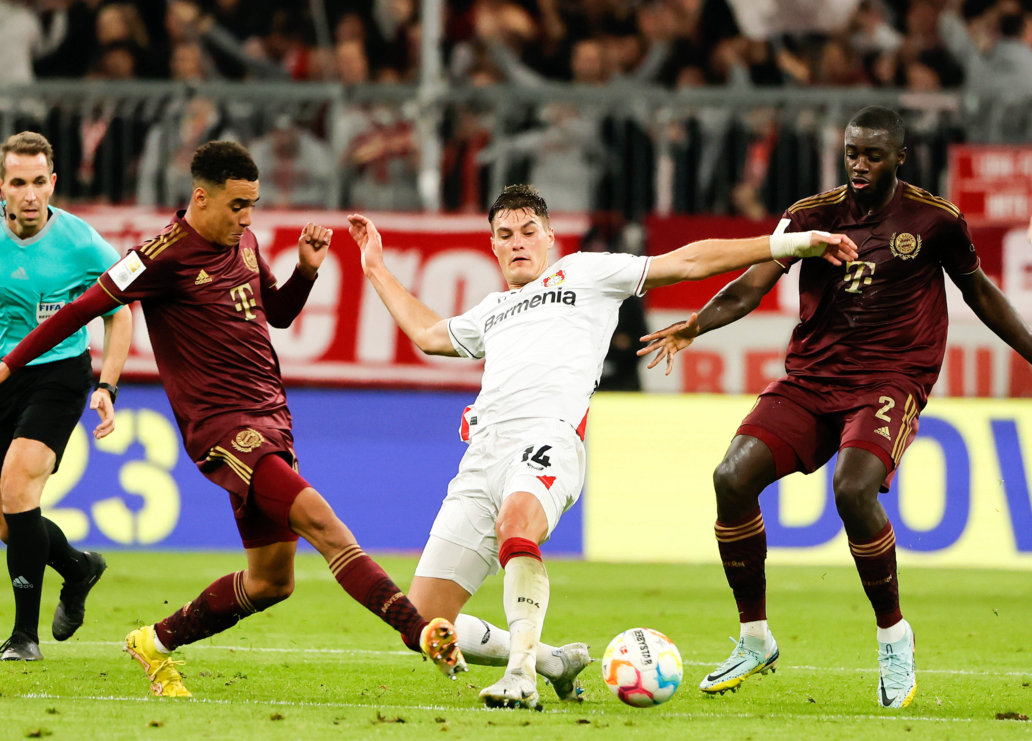 勒沃库森客场不敌对手，遭遇失利