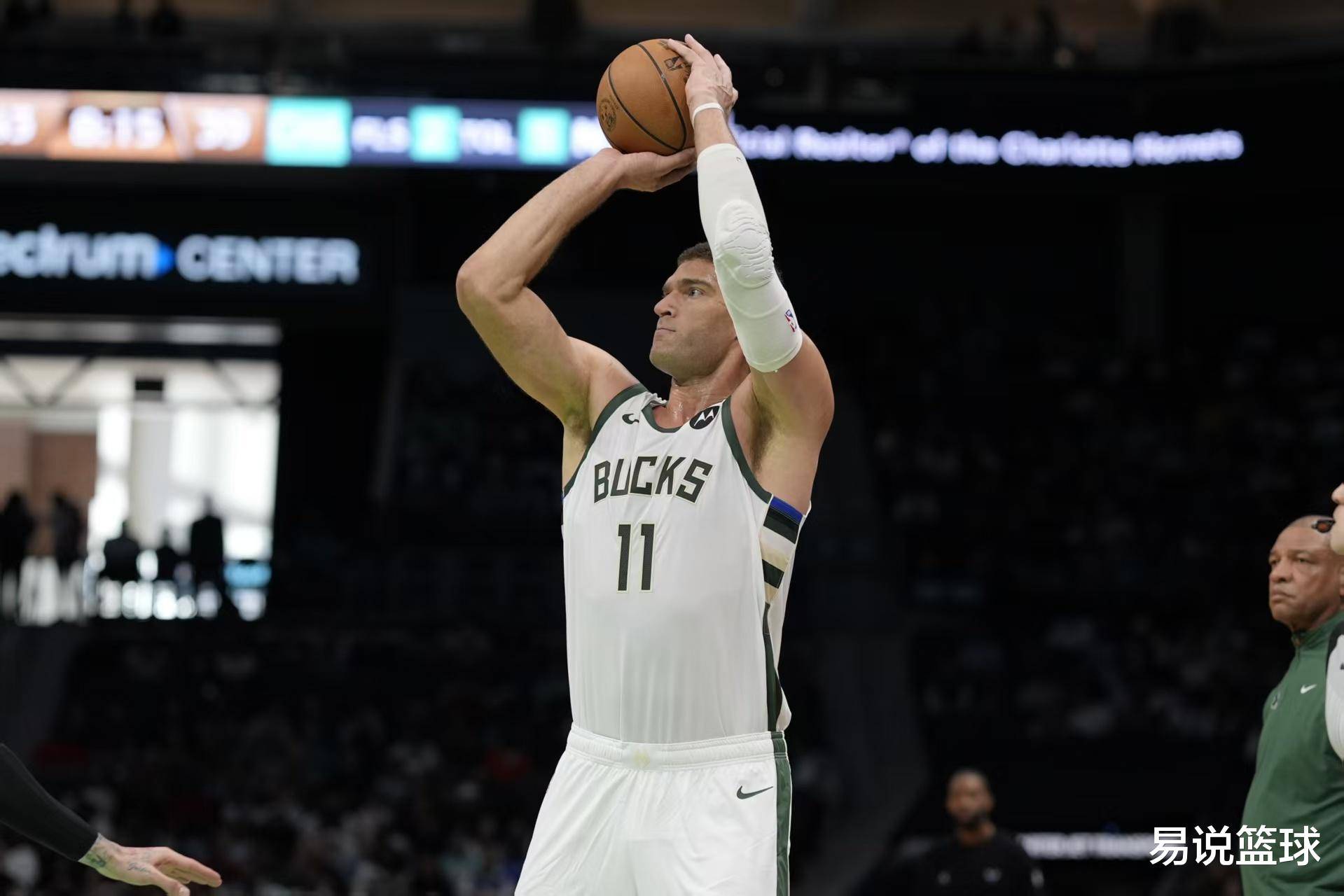 雄鹿队稳定发挥,保持不败纪录的简单介绍 雄鹿队稳定发挥,保持不败纪录的简单介绍