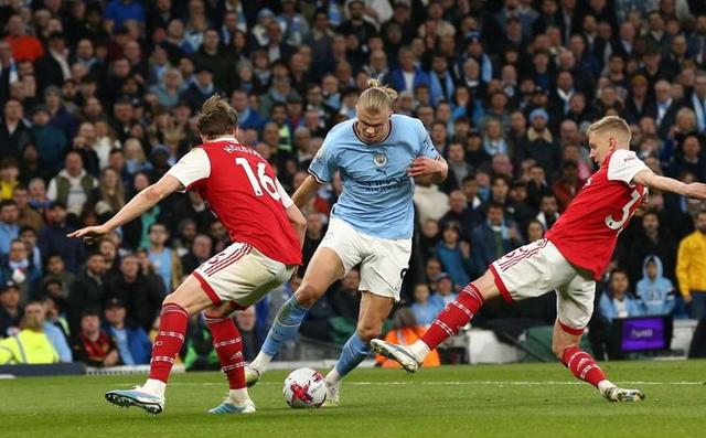 切尔西击败阿森纳夺得英超冠军