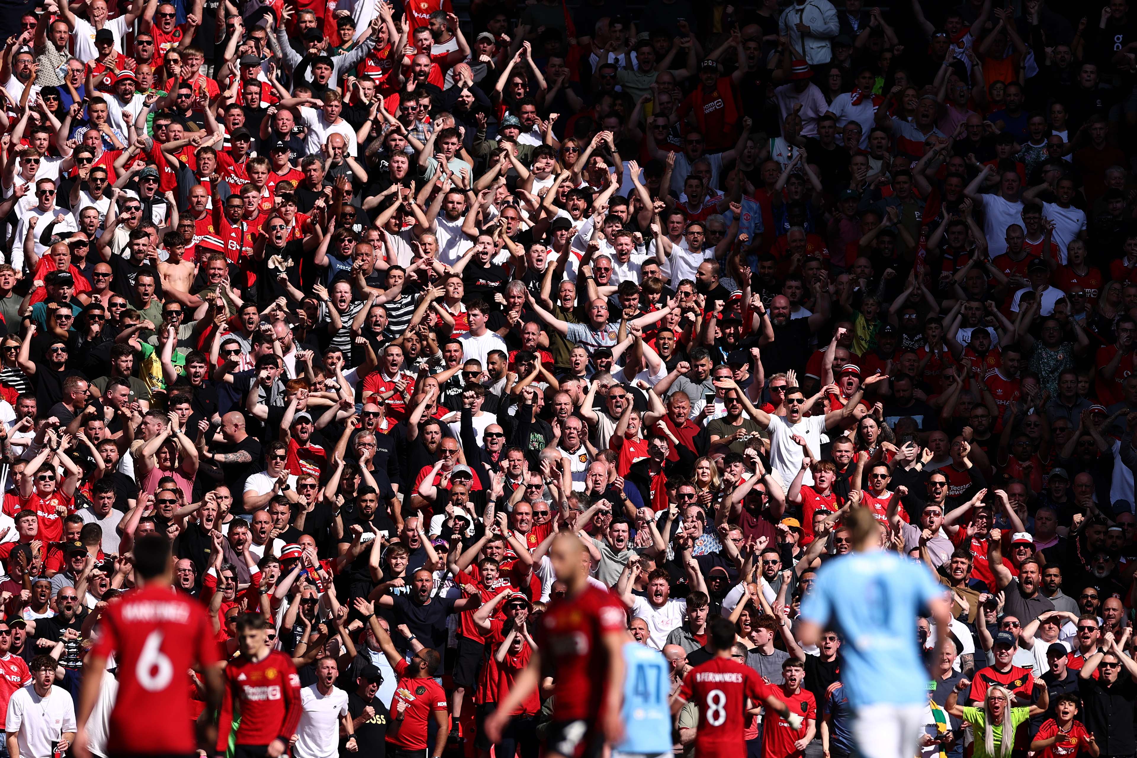 ETIENNE球员集中发挥，球队雄心勃发