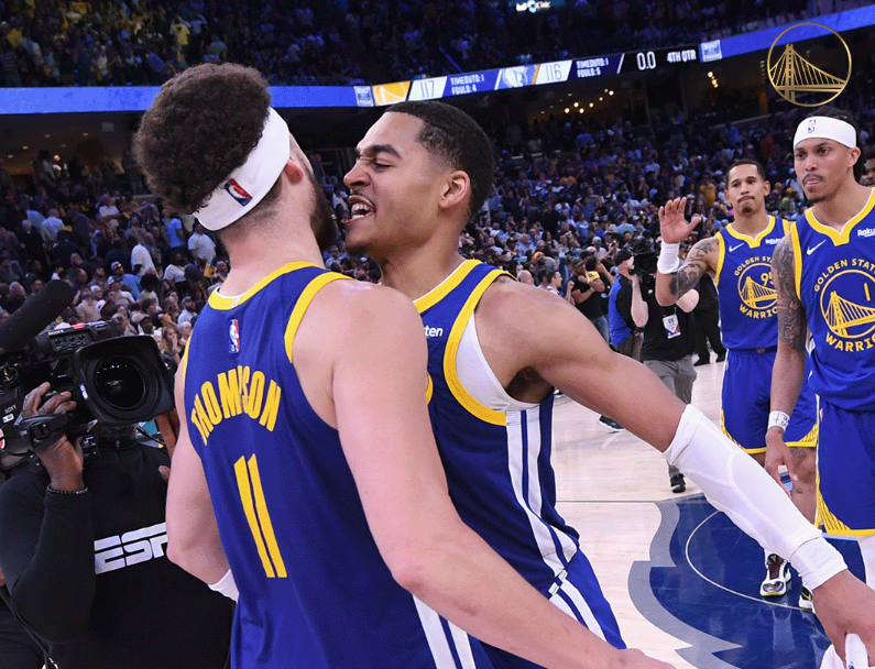 雄鹿擒下勇士，取得开门红