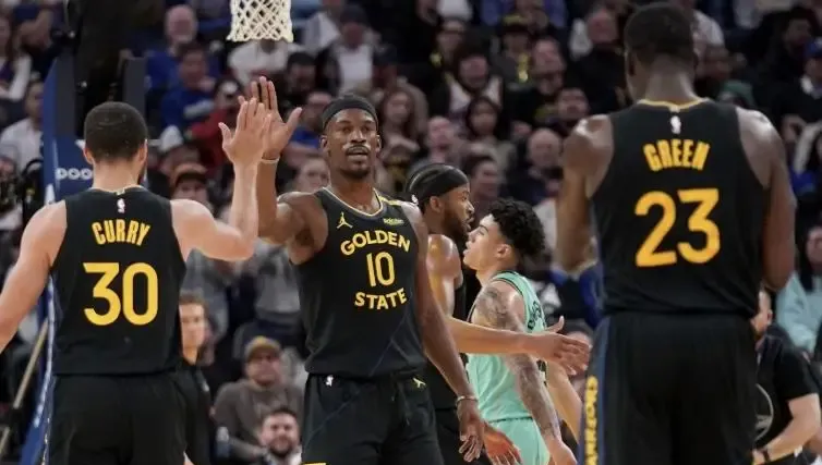 勇士主场击败掘金，取得三连胜的简单介绍