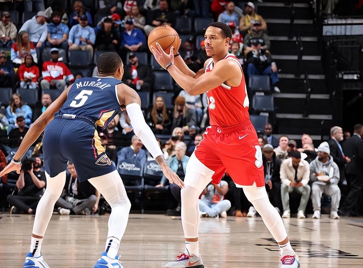 卡梅罗暴扣鹈鹕，开拓者客场击败灰熊，系列赛2-1领先